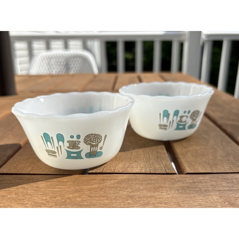Vintage Fire King Blue Heaven Milk Glass Bowl Set X2- ATOMIC!